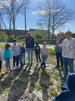 Aapjes op de boerderij_237