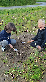 Aapjes op de boerderij_68