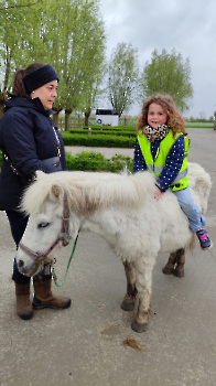 hupjes op de boerderij_175