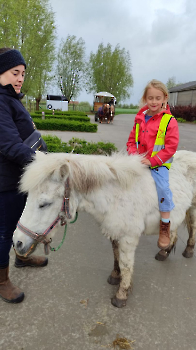 hupjes op de boerderij_220